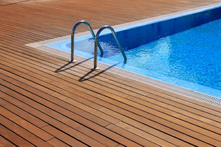 How Regular Pool Deck Cleaning Enhances Safety and Aesthetics Thumbnail